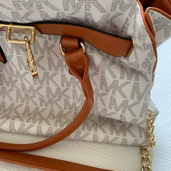 Michael Kors Logo Womens Handbag Satchel Bag pre-owned VGC designer logo 🤎 - Picture 3 of 16